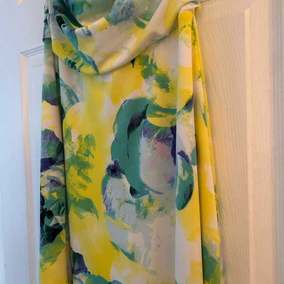 Floral Yellow and Green Dress - Picture 3 of 5